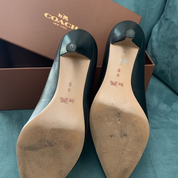 Coach Pumps - Picture 4 of 4